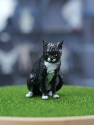 Cute Sitting Black & White Cat Resin Model Educational Toy